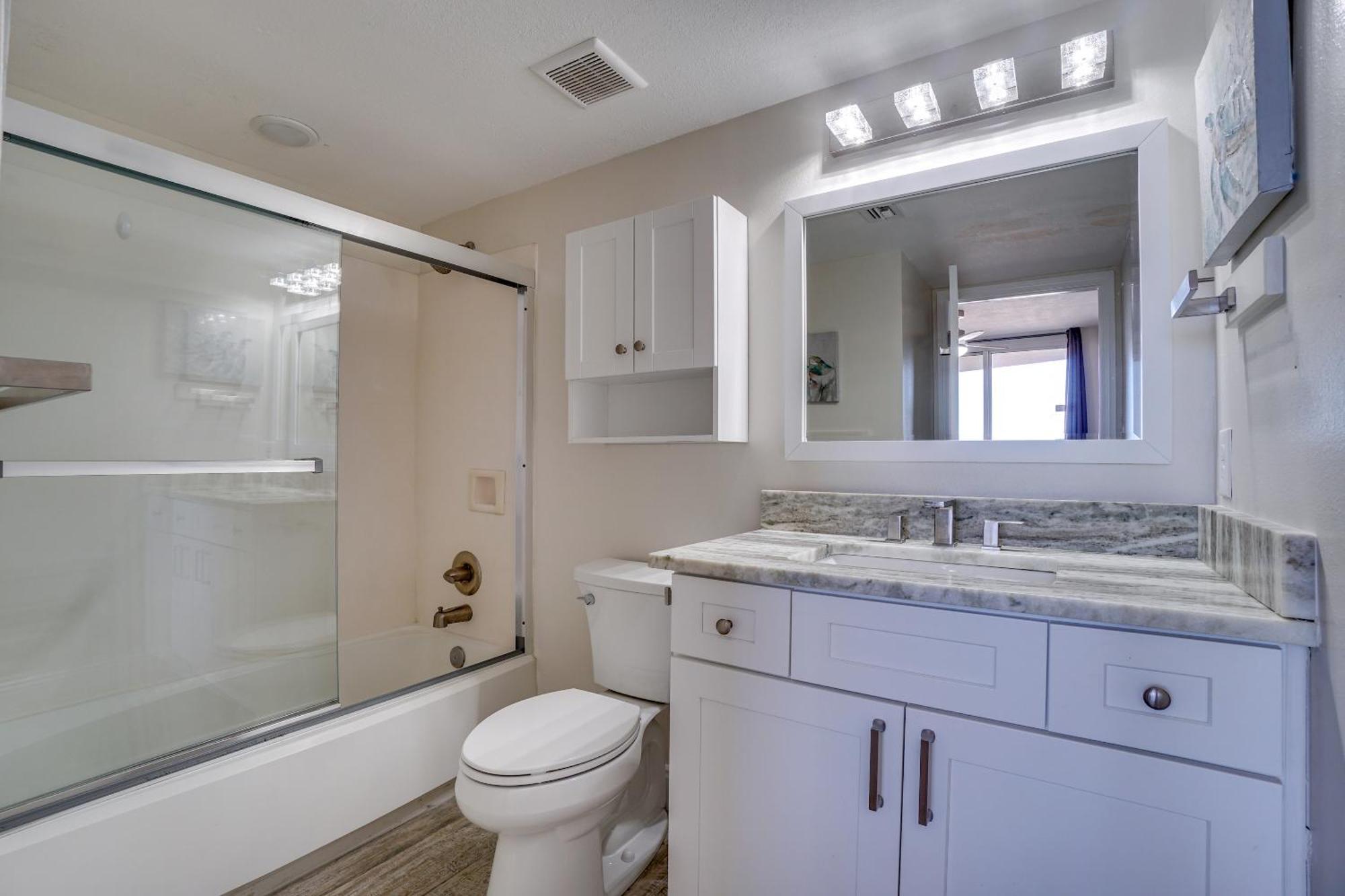 Pelican Beach Resort By Panhandle Getaways Destin Bilik gambar
